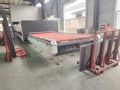 新邦玻璃全線產(chǎn)品投保產(chǎn)品責任險，為門窗加工行業(yè)保駕護航